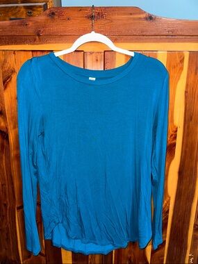 Old Navy Luxe Teal Crewneck Top